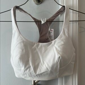 NWT Lululemon Wunder Train bra Size 8